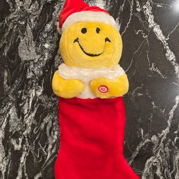 Smiley Face Stocking Musical - Picture 2 of 3
